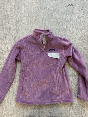 Patagonia Lavender Pullover Fleece with Contrast Pocket